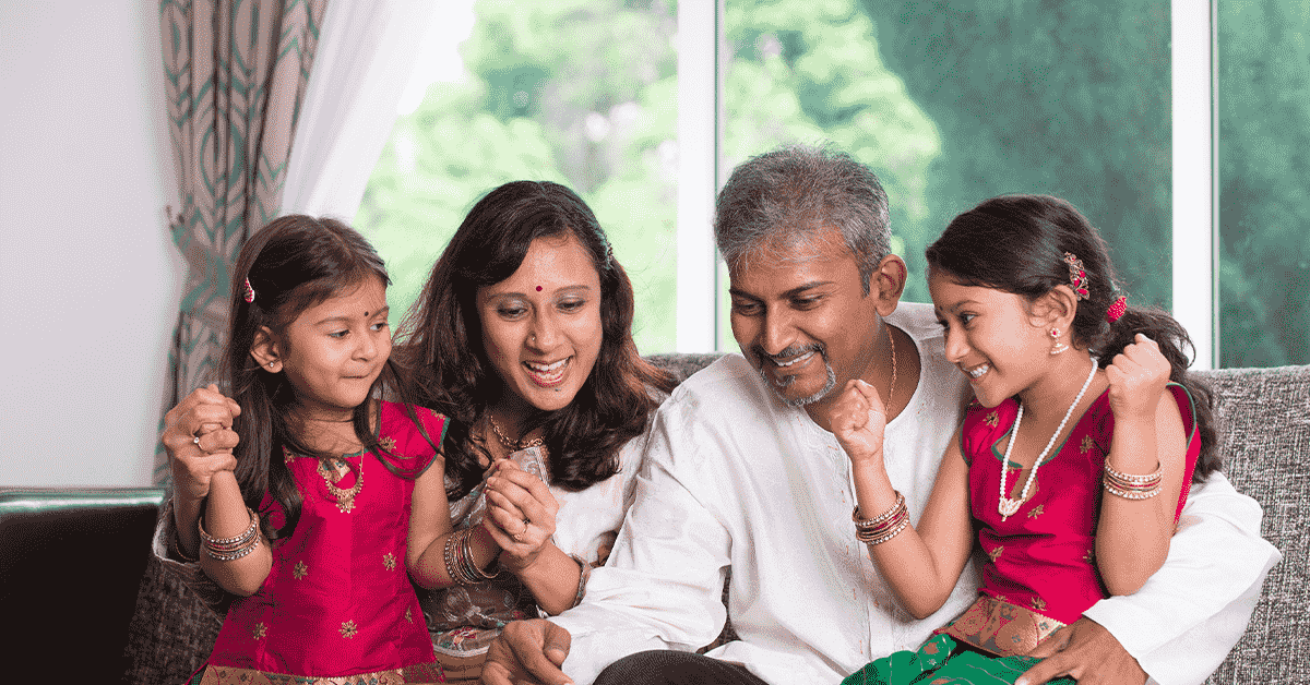 Family-time-during-diwali-banner