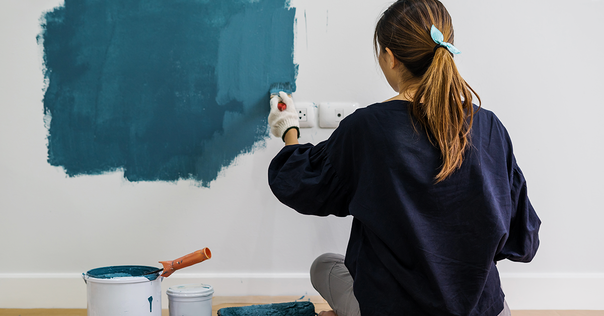 Painting-an-accent-wall