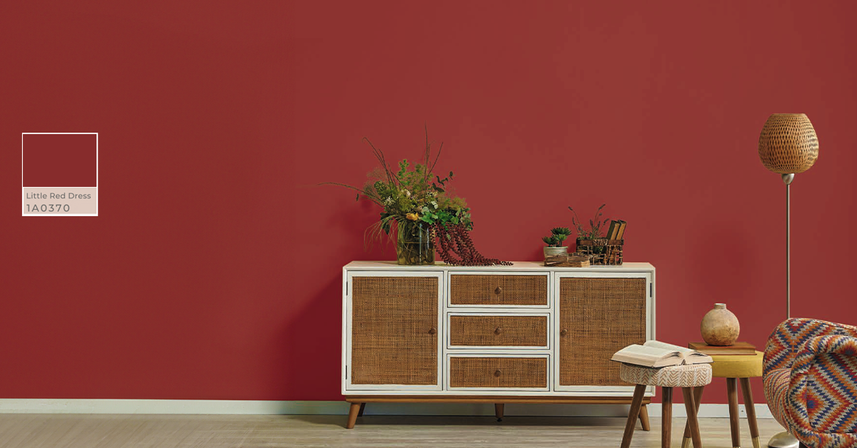 Little-Red-Dress-shade-for-walls