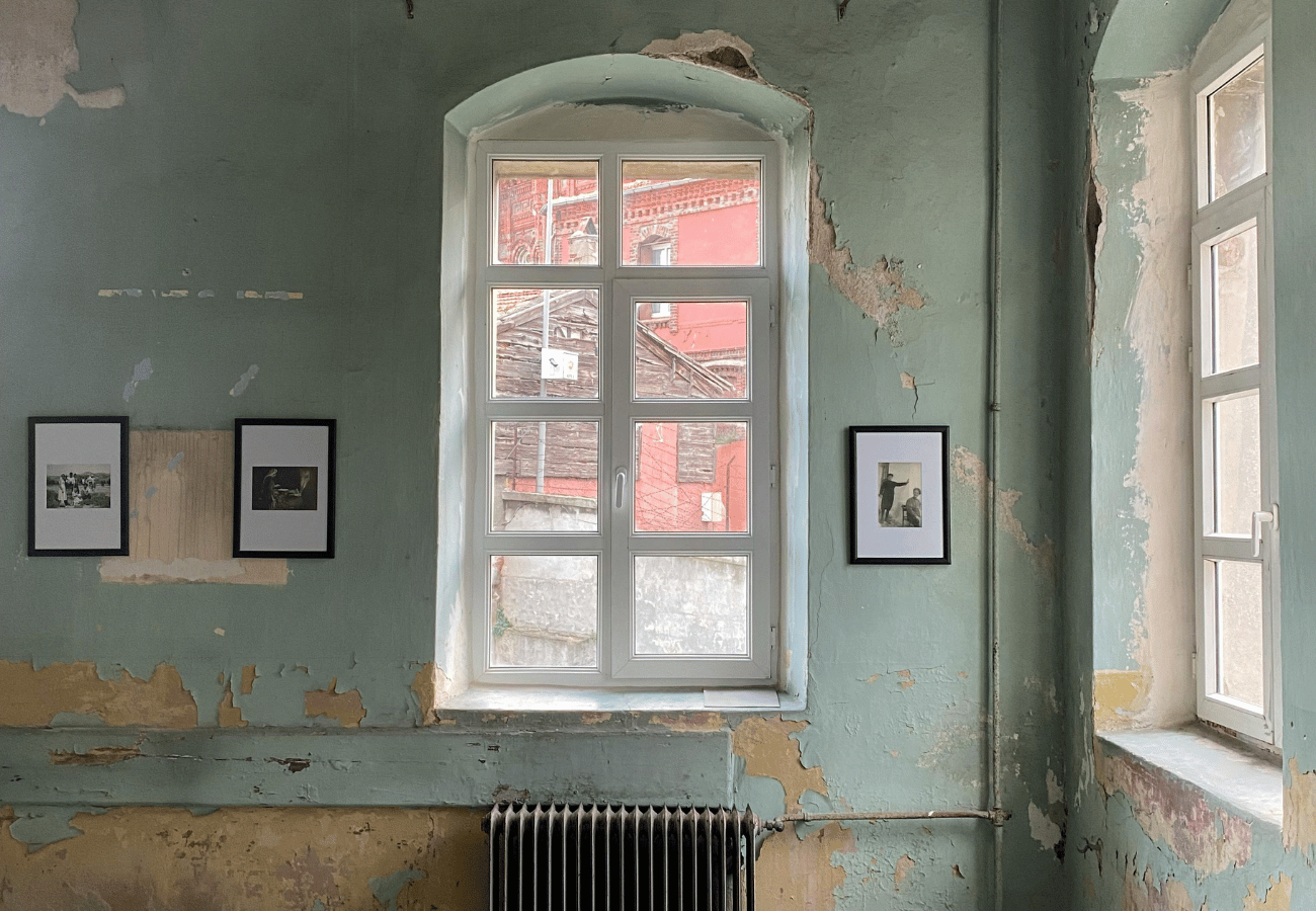 Wall Peeling Paints